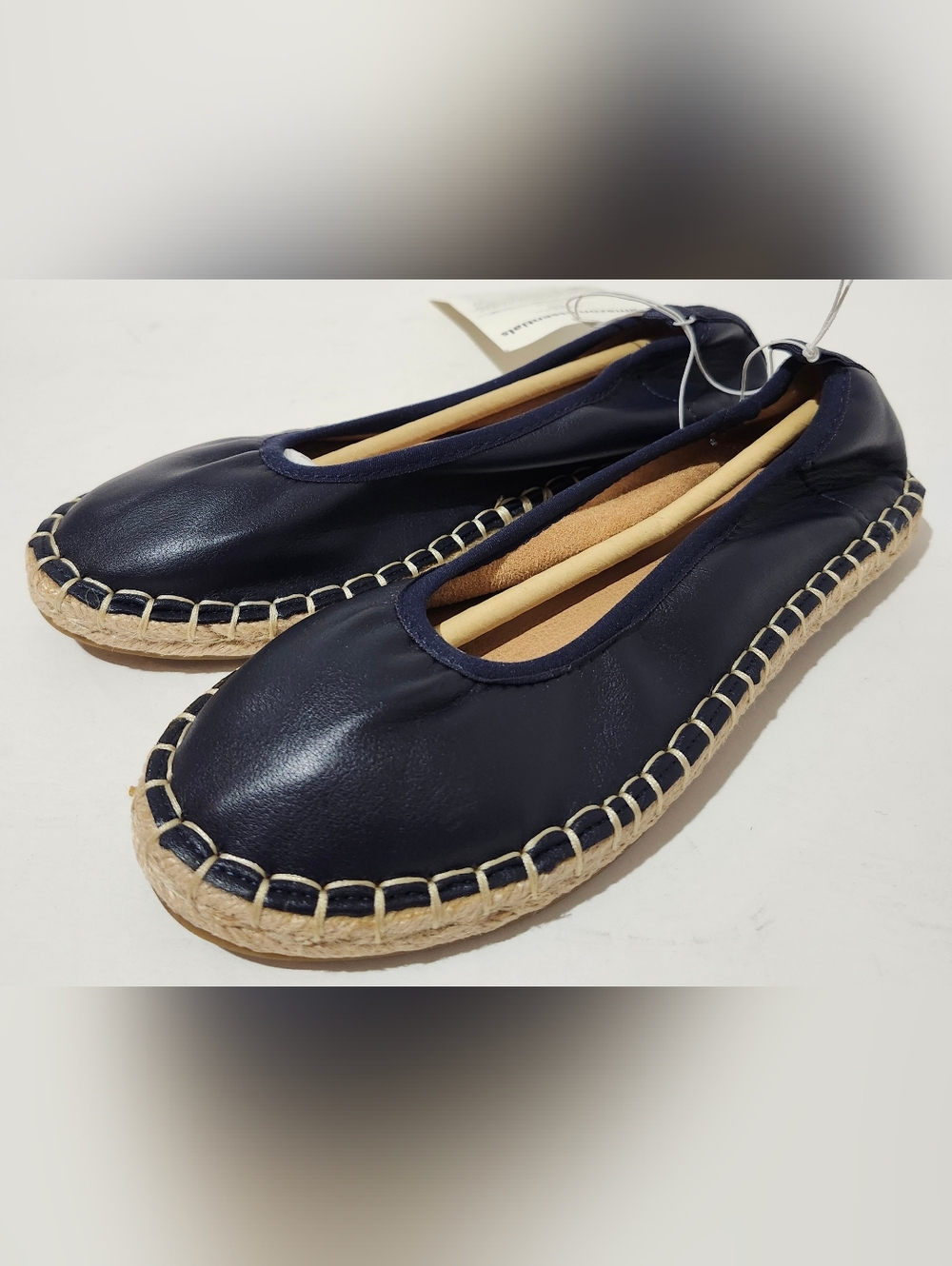 Amazon Essentials Women’s Navy Leather Espadrille Ballet Flats Size 5.5